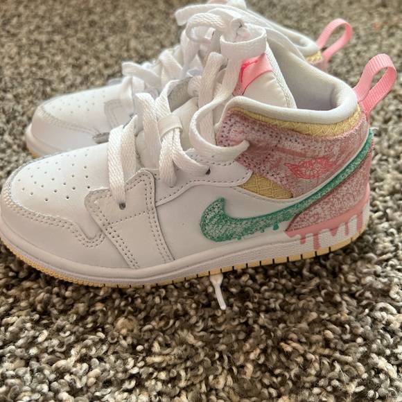 Jordan Shoes Nike Air Jordan Mid Paint Drip Ice Cream White Pink